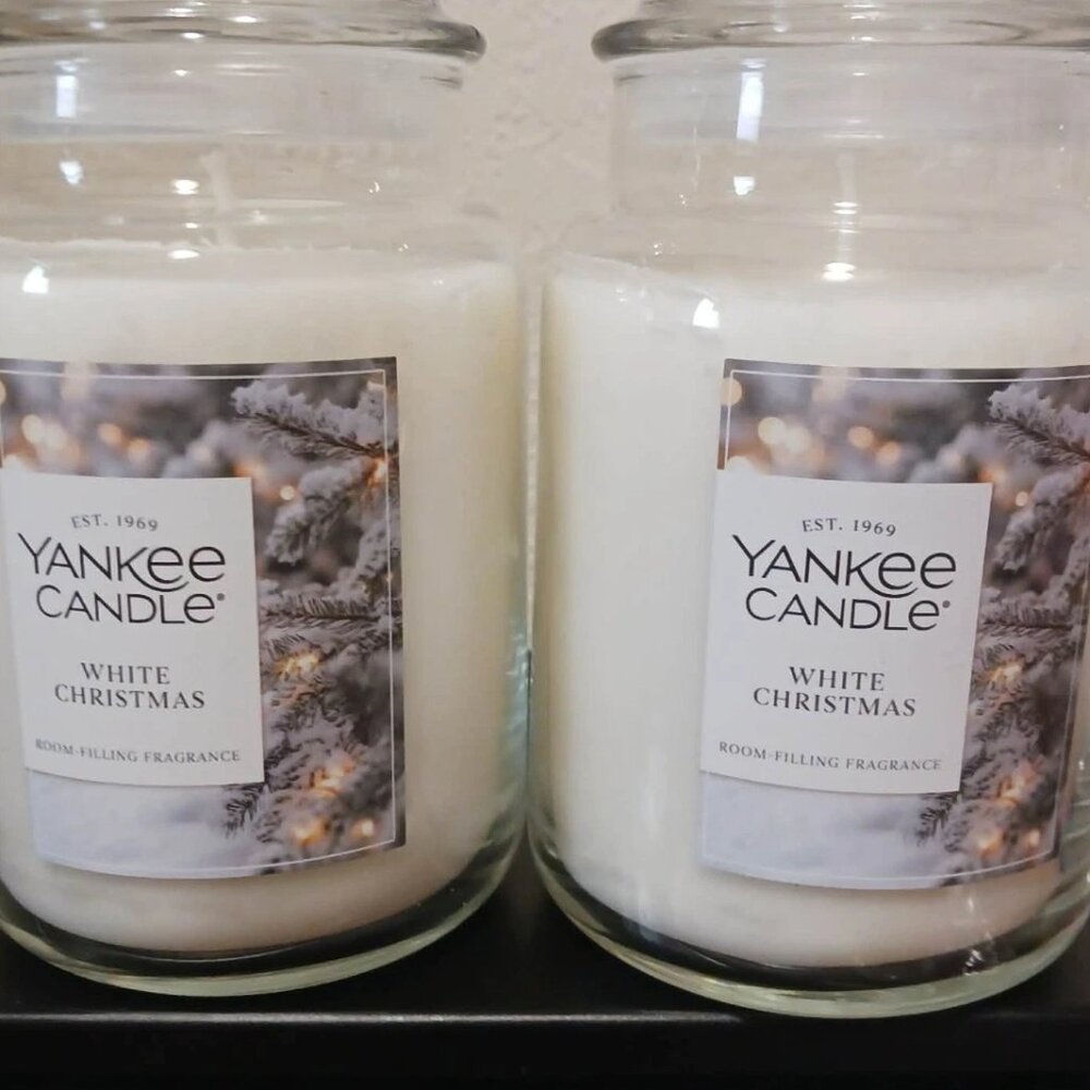 YANKEE CANDLE White Christmas Original Jar Candles 22oz LOT OF 2 JARS NEW